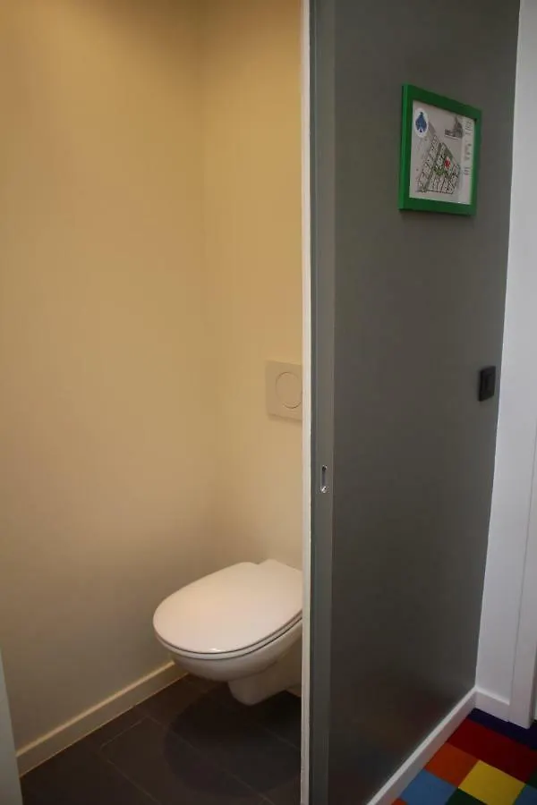 Funkey Hotel Brussels 2*,